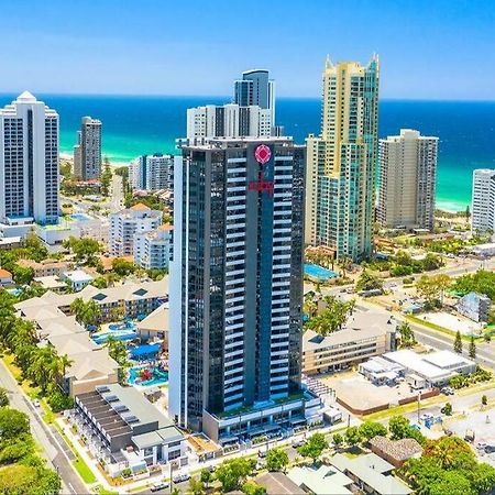 Modern 1 Brm Apartment With Pool Close To Beach Гоулд Коуст Екстериор снимка